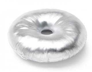 Perna decorativa, funky glam, argintie 40x40x40cm - DONUT SILVER