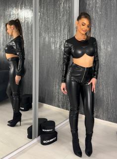 Compleu Leather Seduction