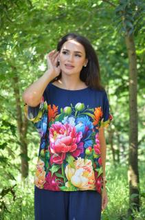 Bluza bleumarin cu print floral