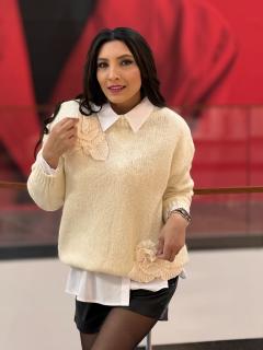 Bluza cu doua flori aplicate