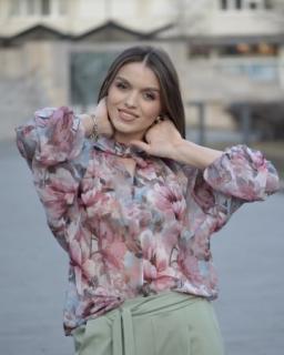 Bluza din voal cu funda la spate