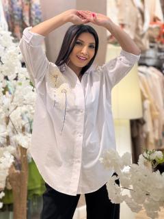 Camasa oversize cu floare galbena
