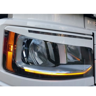 Pleoape far pentru Scania SR 2016+ cu decupaj pentru pozitie cu LED