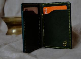 Card Holder verde din piele naturala Artiss Corium