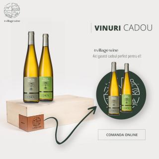 Pachet vin cadou: 2 sticle vin Pinot Gris + Muscat d Alsace + cutie lemn   Promotie vinuri cadou