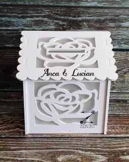 Cutie de dar cu model trandafir din PVC alb, personalizata, pentru nunta, 25 x 25 x 30 cm, capacitate de pana la 100 de plicuri