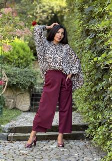 Fusta pantalon asimetrica bordo