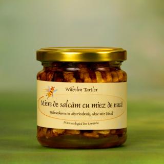 Miere de salcam cu miez de nuca 400g
