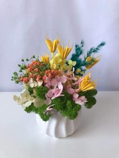 Aranjament floral sau martisor in vas ceramic cu flori uscate