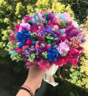 Buchet flori colorat