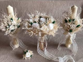 Lumanari fagure nunta si buchet flori criogenate