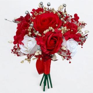 Buchet de flori mic,  rosu, pentru nasa, mireasa sau cadou personalizabil ,cu trandafiri, hortensie si plante stabilizate