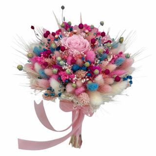 Buchet mediu cu trandafir criogenat central si mix de flori naturale uscate, multicolor