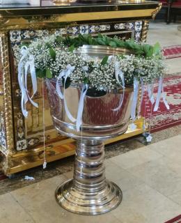 Inchiriere aranjament cristelnita gypsophila , alb-verde pentru Botez baiat  sau fata ,   Eleganta Personalizata
