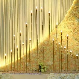 Inchiriere Lampi Decorative pentru Photocorner - Iluminat Elegant pentru Evenimente