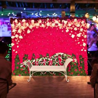Panou Floral de Lux  si bancuta cu flori ,pentru Inchiriere ,   Decor de Poveste pentru Evenimente Speciale