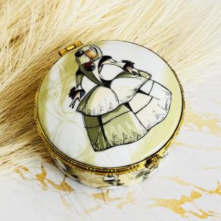 Cutiuta Vintage de Bijuterii Lady
