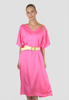 Rochie eleganta, oversize, roz din material satinat cu centura