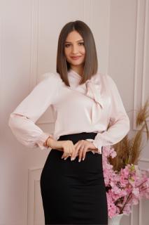 Bluza eleganta Celeste din satin cu maneci bufante si funda la gat - Roz pastel