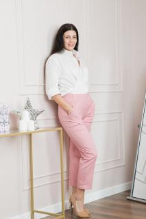 Pantaloni casual roz cu talie elastica si buzunare functionale