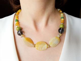 Colier galben-verde cu agate