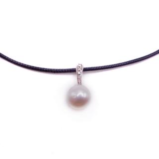 Pandantiv Aur 18K cu perla si diamante