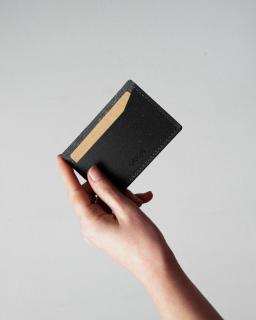 Card holder din piele naturala reciclata, orizontal, negru