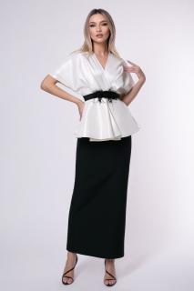 Rochie lunga eleganta accesorizata in talie pene