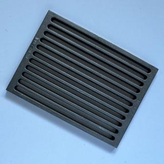 Gratar din fonta rezistent pentru sobe, model MD16, dimensiune 226 x 310 x 18 mm