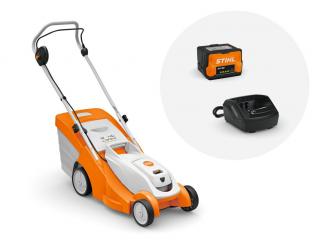 Masina de tuns gazonul STIHL RMA 239 latime taiere 37 cm cos colector 40 L sistem AK acumulator AK 30 si incarcator AL 101