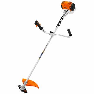 Motocoasa STIHL FS 131 putere 1.9 CP latime lucru 42 cm cutit pentru iarba 230-2 chinga dubla pentru umeri