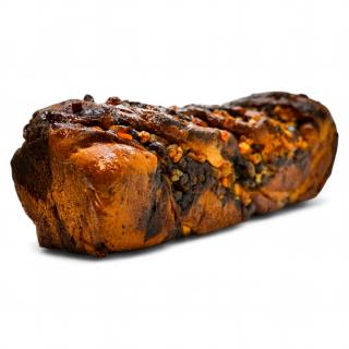 Babka cu cacao, nuca si portocale confiate