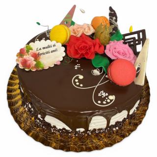 Tort in ciocolata cu flori 2