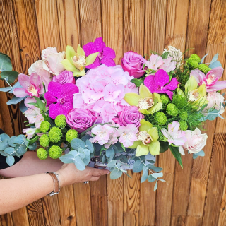 Aranjament Floral Esenta Feminitatii