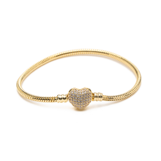 Bratara Tip Pandora Cu Un Charm In Forma De Inima Stralucitor