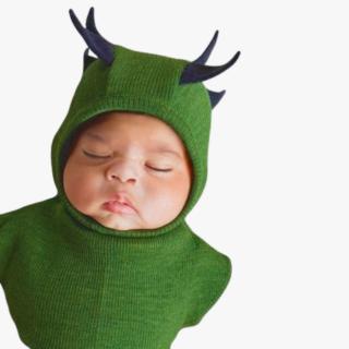 Cagula Dino din lana merinos Rib, Many Months, Charmer Explorer, 62-80 86cm, Forest Floor Green