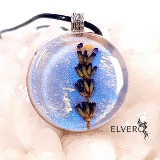 Pandantiv floare lavanda cu pietre naturale. Echilibru