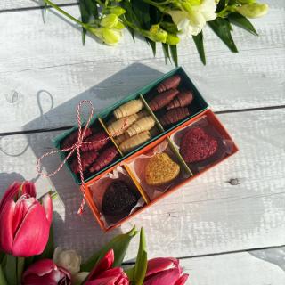 Fruity Love Treats