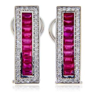 Cercei Aur Alb 14 k Bagheta Rubine Diamante Naturale - Vibratie Coloristica si Rafinament