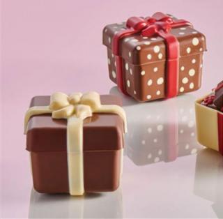 Cutii Cadou 3D - Kit Matrite Plastic 2 Subiecte Ciocolata