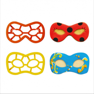 Masti Carnaval - Decupatoare Plastic O 10 x H 2.2 cm, Set 2 Buc