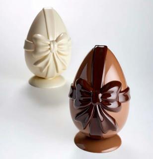 Ou Paste Cadou O 14.5 A  H 21.5 cm Set Matrite Plastic 2 Subiecte Ciocolata