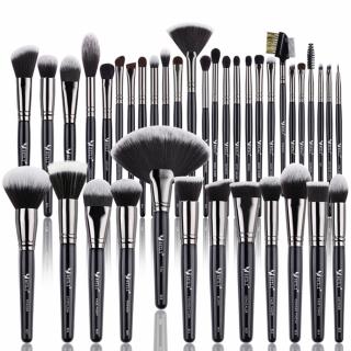 Set 38 Pensule Make-up Beili, Ideal Pentru un Machiaj Complex