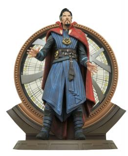 Diamond Select Toys - Marvel Select: Doctor Strange Movie Action Figure