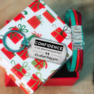 Set Cadou Secret Santa pentru Femei ,   Bratara si Breloc Personalizat - Motivational