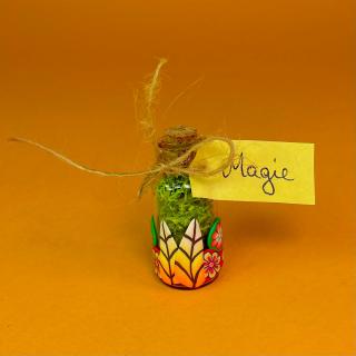 Decoratiune Sticluta cu magie 4cm