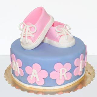 Tort botez cu botosei roz