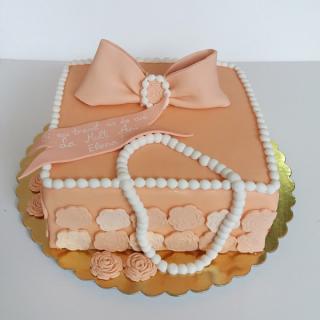 Tort Cadou culoare somon pe patrat