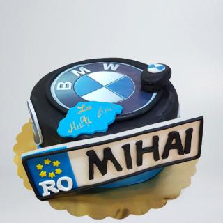 Tort cu BMW si numar