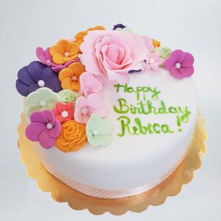 Tort cu flori - Rebecca